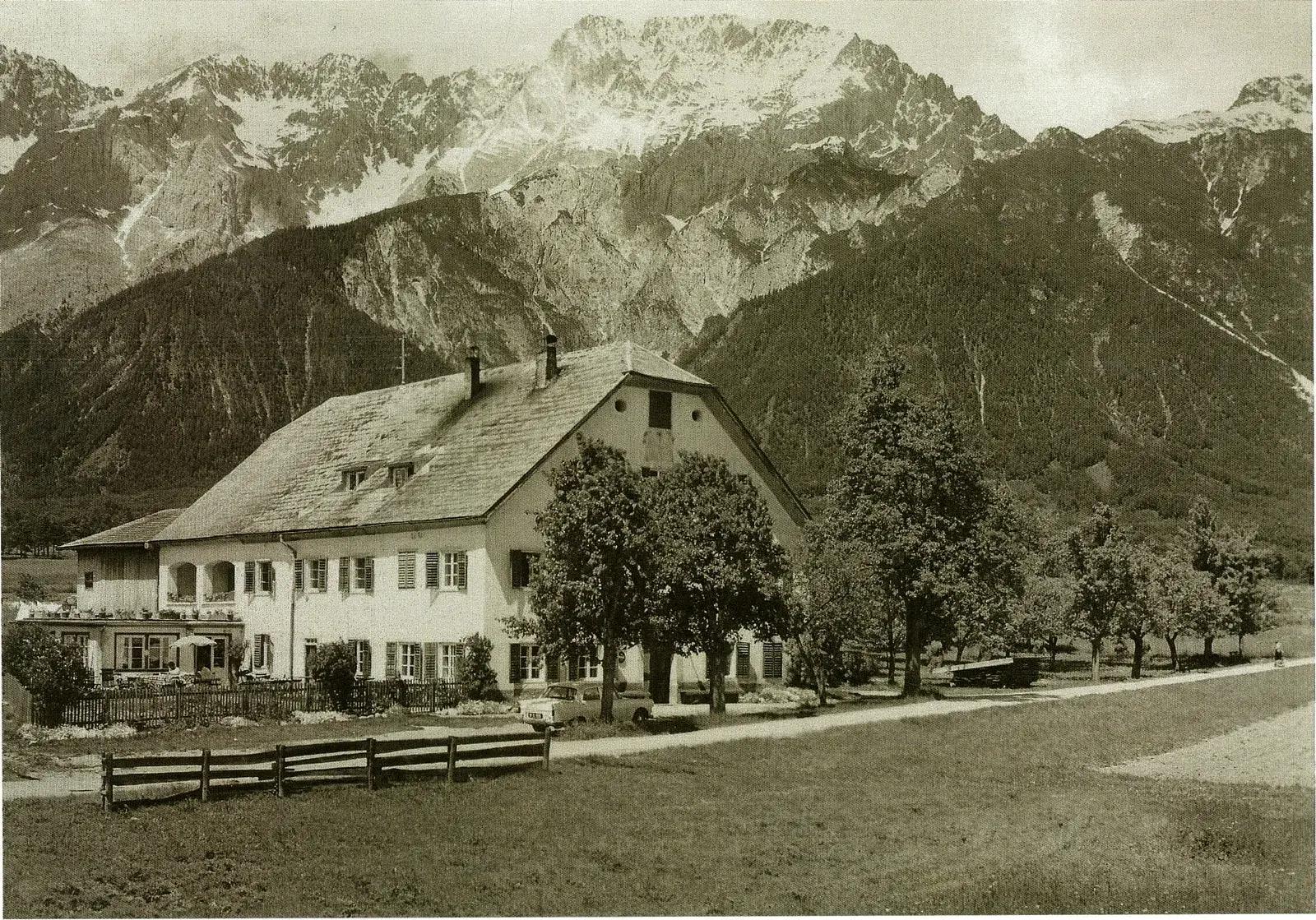 Das Stammhaus 1963 — Franz Pirktl Senior übernimmt den Betrieb